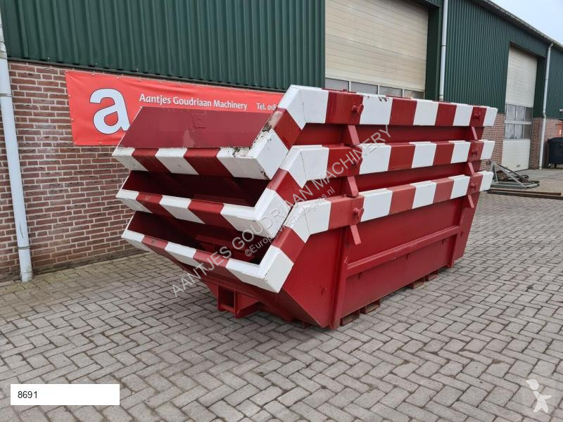 Uitrusting voor vrachtwagens  Portaalbak