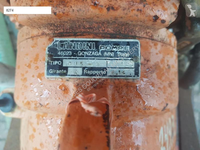 Uitrusting voor vrachtwagens  waterpomp