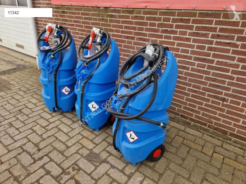 Uitrusting voor vrachtwagens  Mobiele kunststof...