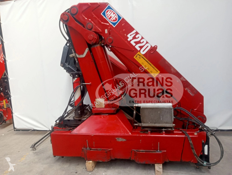 Uitrusting voor vrachtwagens HMF 4220 K4