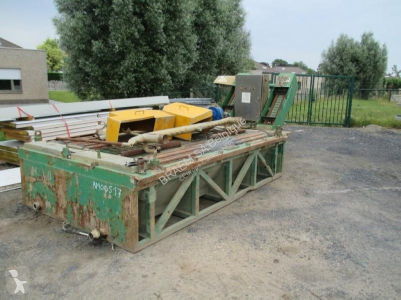 Uitrusting voor vrachtwagens   Banden- kuiser/...