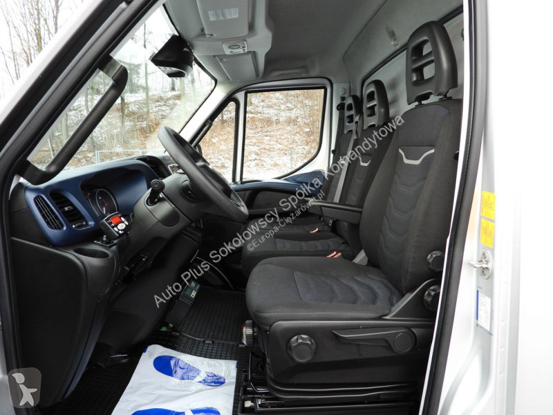 Samochód dostawczy Iveco 72C18 DAILY