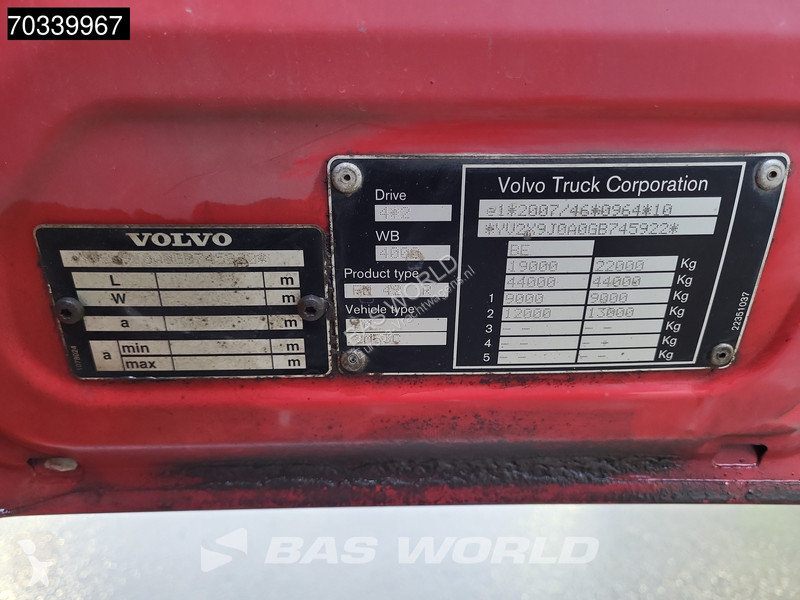Uitrusting voor vrachtwagens Volvo FM 330 4X2...