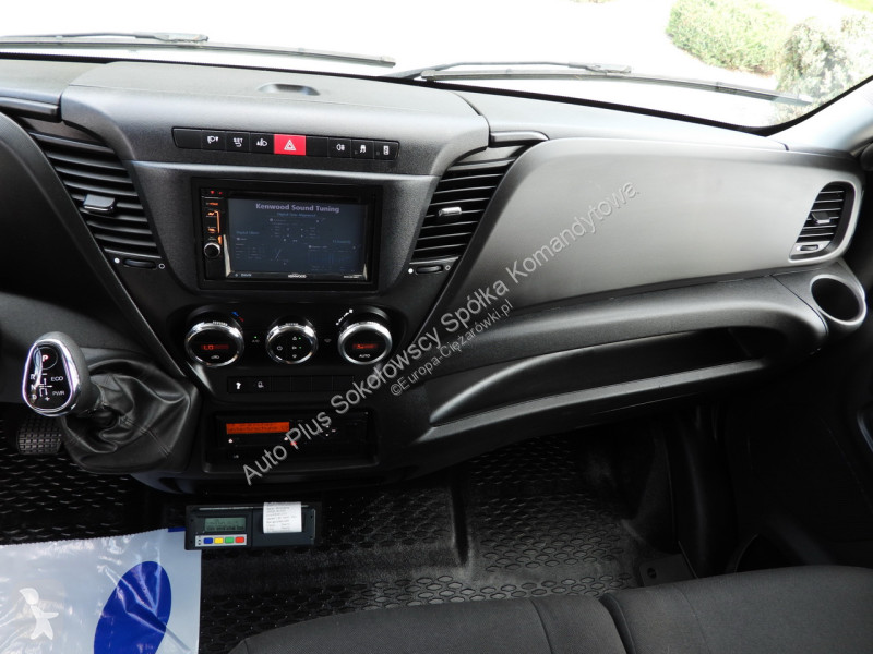 Samochód dostawczy Iveco 70C17 DAILY