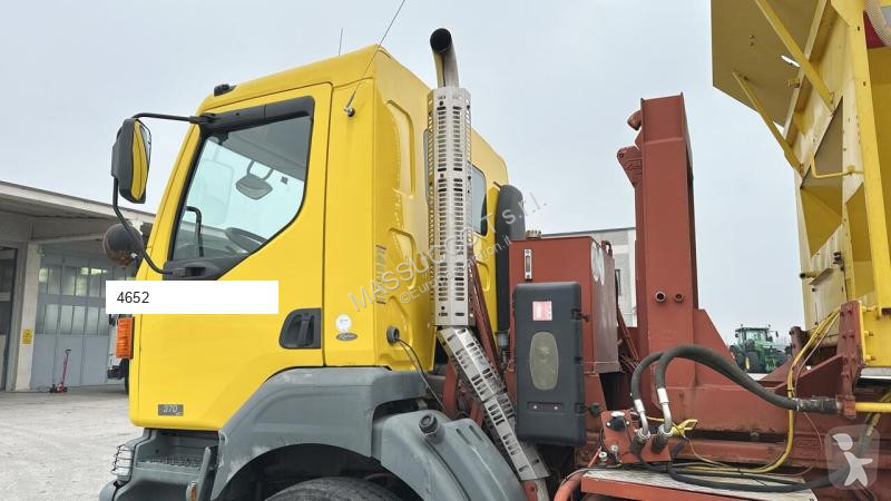 Attrezzature automezzi pesanti Renault 370 DCI 6x4