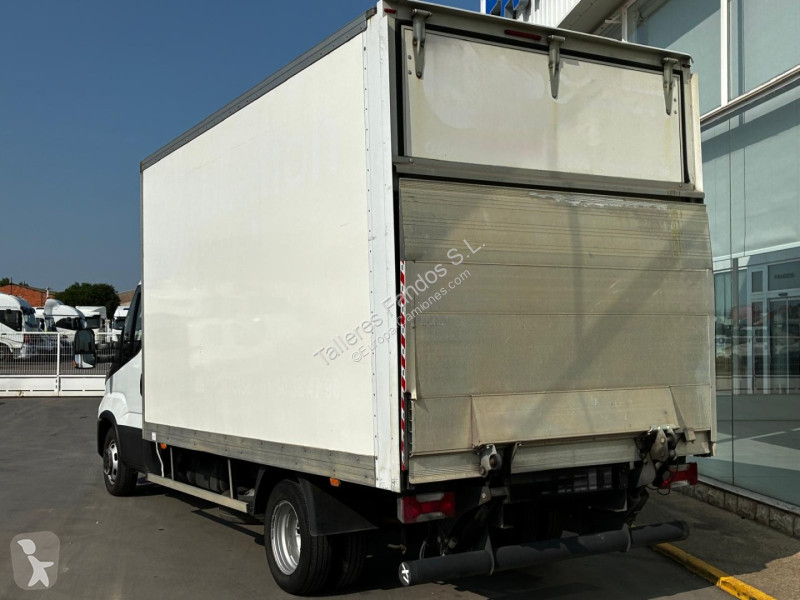 Furgoneta Iveco  35C16 20m3