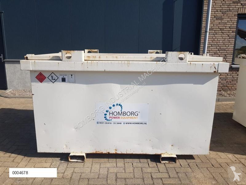 Uitrusting voor vrachtwagens  Dieseltank...