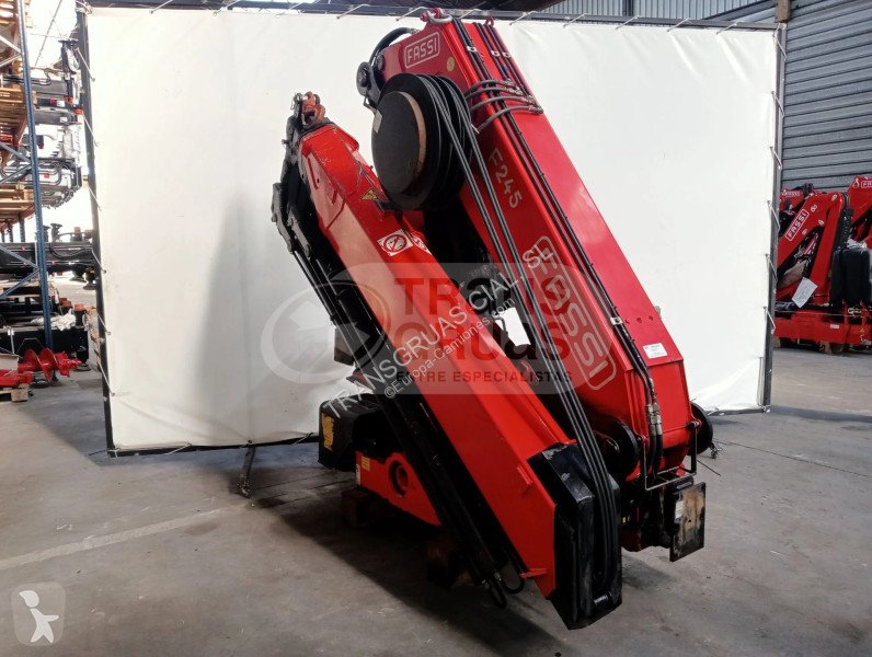 Uitrusting voor vrachtwagens Fassi F245A.2.25...