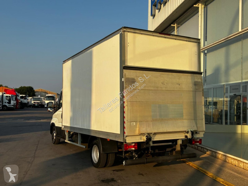 Veicolo commerciale Iveco  35C16 3.0 20m3