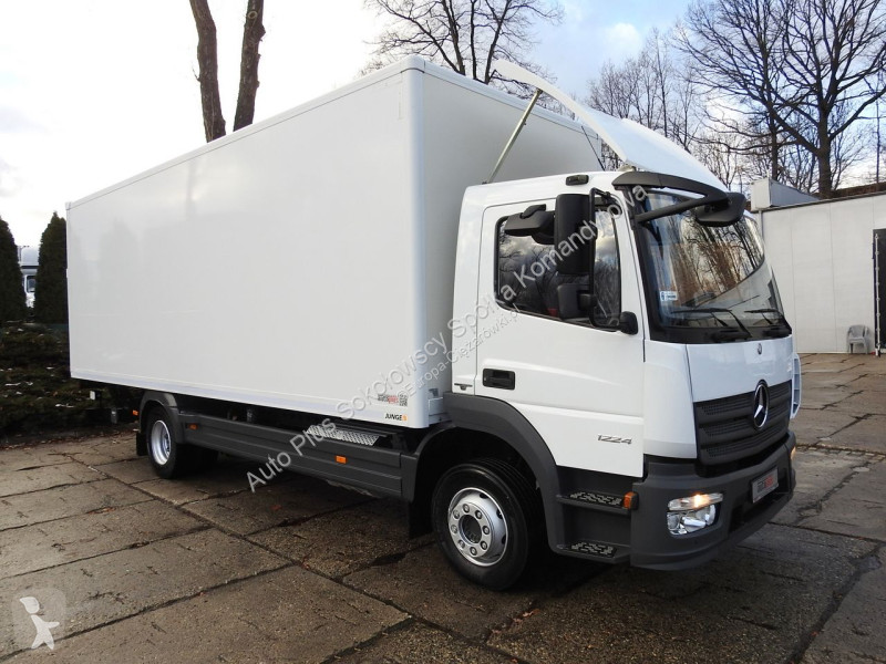 Оборудване за камиони Mercedes 12.24 ATEGO