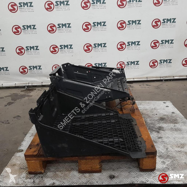 تجهيزات الآليات الثقيلة Scania Occ batterijbak...