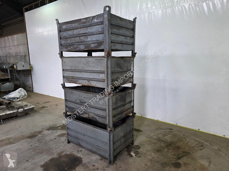 Оборудване за камиони  Steel Stacking Bins...