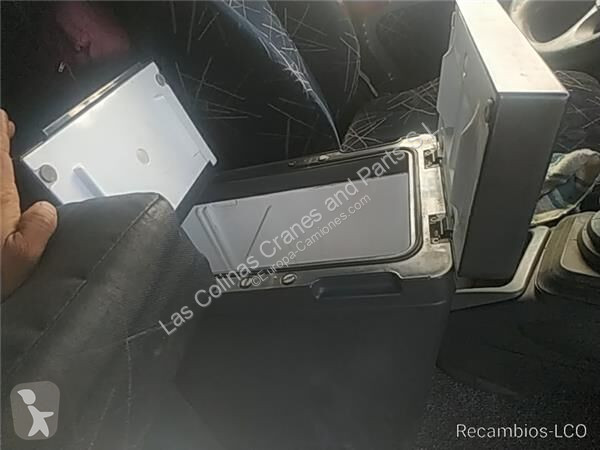 تجهيزات الآليات الثقيلة Iveco Réfrigérateur de...
