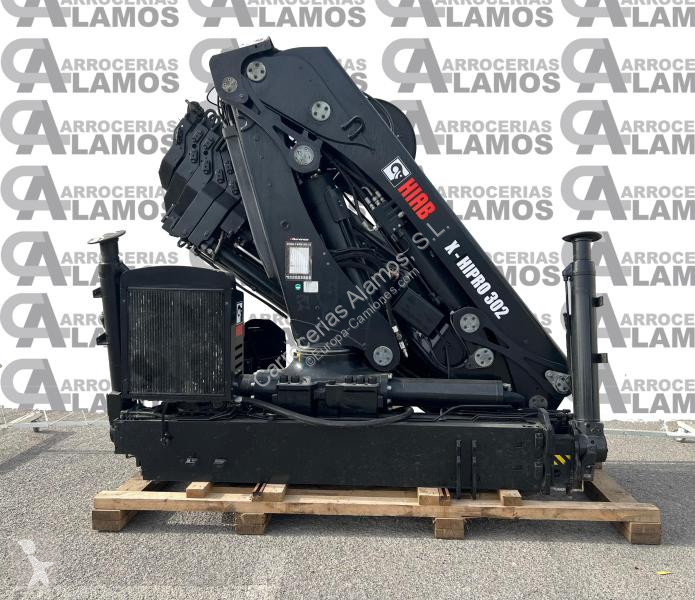 Équipements PL Hiab  302 E6 HIPRO AÑO 2018