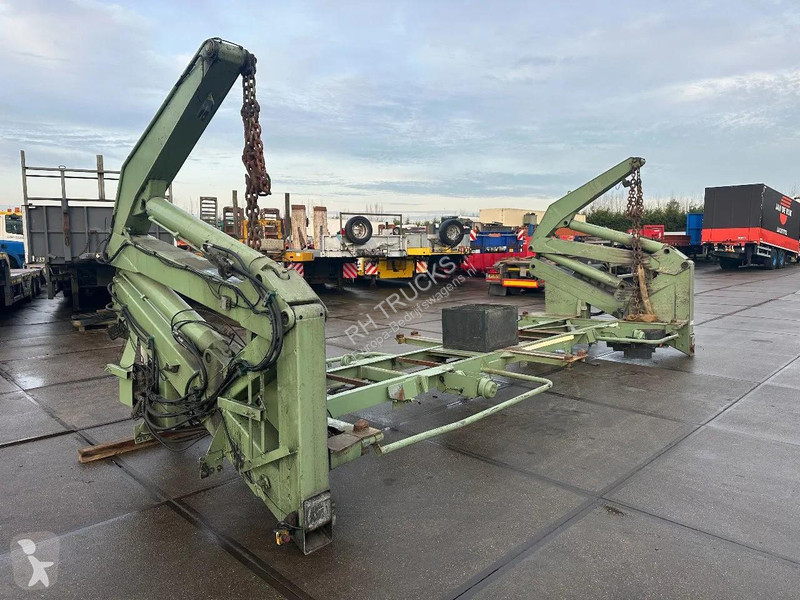 تجهيزات الآليات الثقيلة  180 , 12 TILL 30 TON, CE