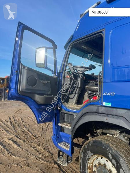 Équipements PL Volvo 4x4/6x4 Specjalny kontener...