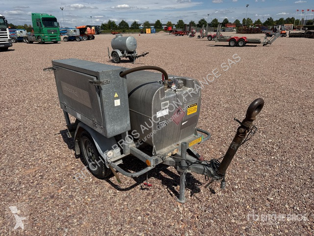 Equipamientos    CNT751TR