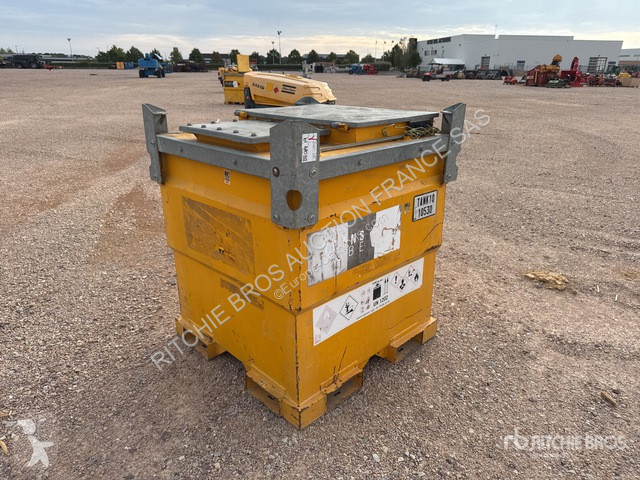 Equipamientos    10TCG