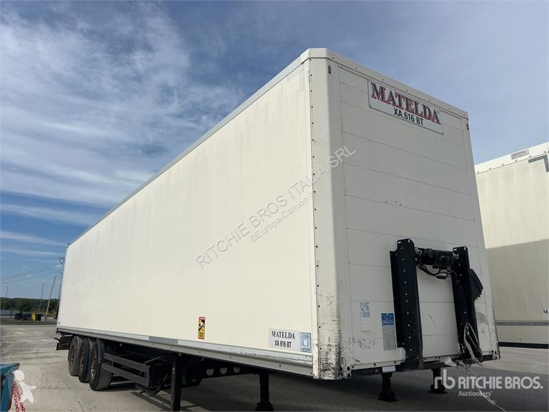 Návěs Kögel S24-3 Tri/A Van Trailer