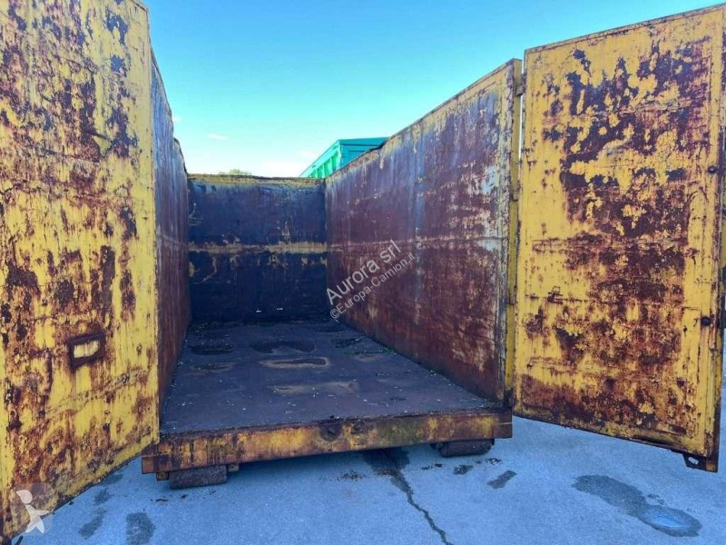 SCARRABILE USATO A CIELO APERTO Truck equipments