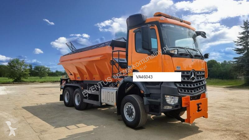 Mercedes 3333 Truck equipments