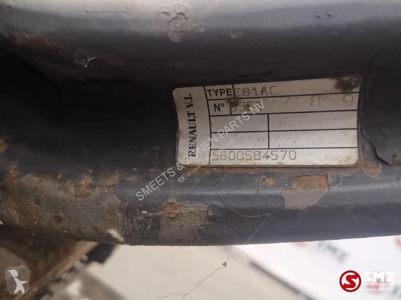 Attrezzature automezzi pesanti Renault Occ...