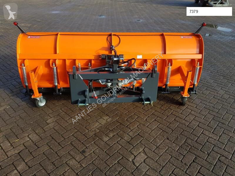 Uitrusting voor vrachtwagens  Sneeuwschuif