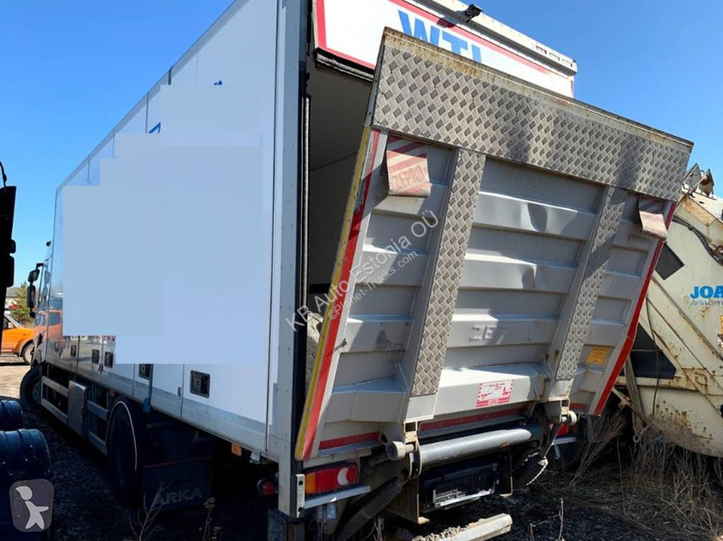 Attrezzature automezzi pesanti Renault T 380...