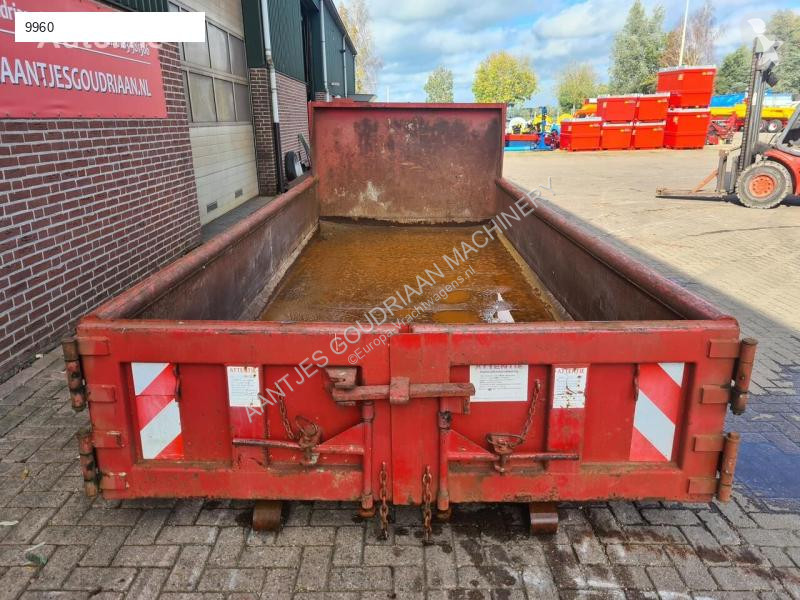 Uitrusting voor vrachtwagens  Haakarm container