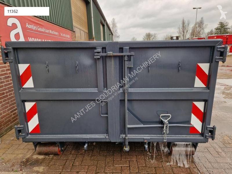 Uitrusting voor vrachtwagens  Conteneur à...