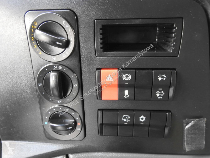 Оборудване за камиони Mercedes 12.24 ATEGO