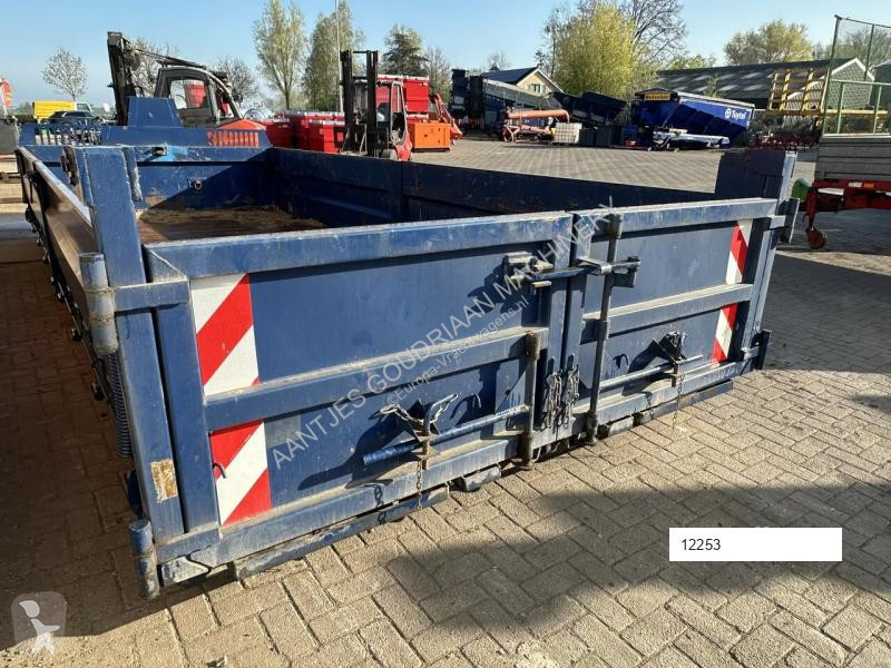 Uitrusting voor vrachtwagens  Haakarm container...