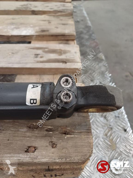 PL-utrustningar  Occ cabinekantelcilinder Mercedes