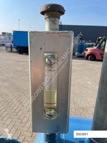 Attrezzature automezzi pesanti  De Blesse BV...
