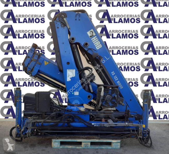 Uitrusting voor vrachtwagens Hiab  GRUA HIAB...