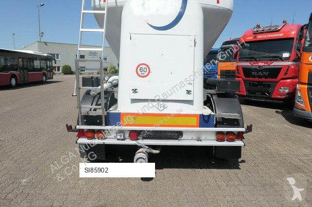 Attrezzature automezzi pesanti  EUT 37.5, 1...