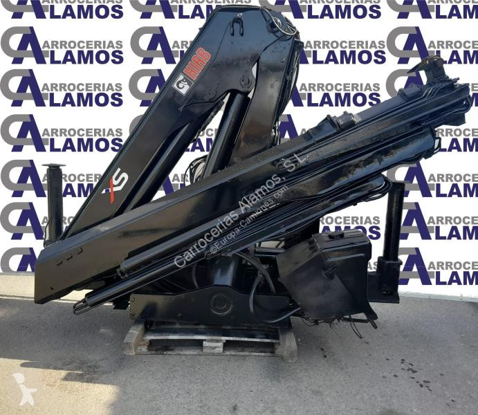 Uitrusting voor vrachtwagens Hiab  GRUA HIAB...