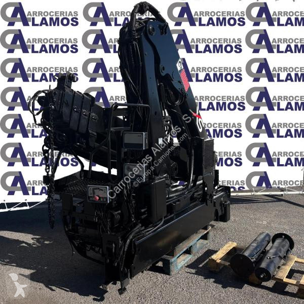 Équipements PL Hiab  Grúa marca HIAB166 D3 PRO