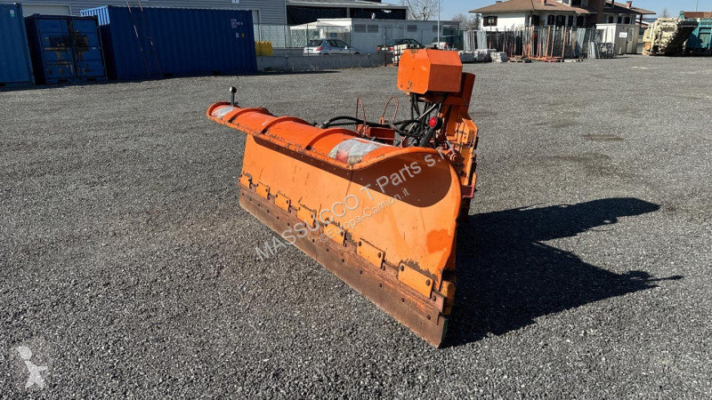 Attrezzature automezzi pesanti  BI RACLAGE