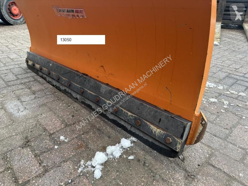 تجهيزات الآليات الثقيلة  Sneeuwschuif - Gebruikt