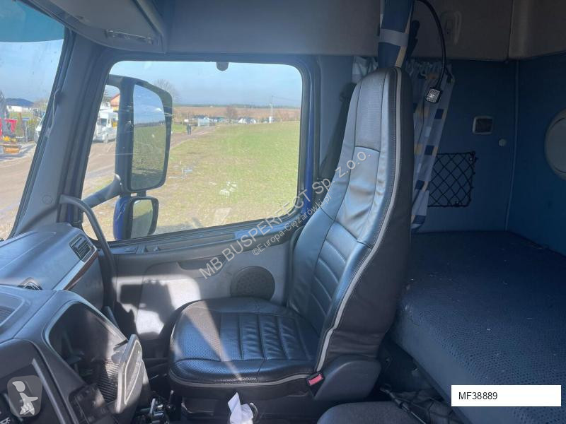 Équipements PL Volvo 4x4/6x4 Specjalny kontener...