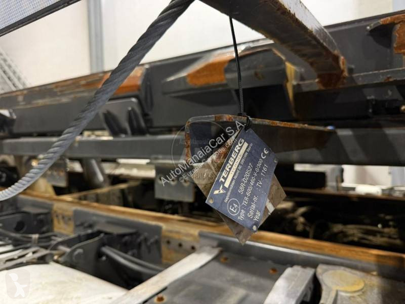 Uitrusting voor vrachtwagens VDL