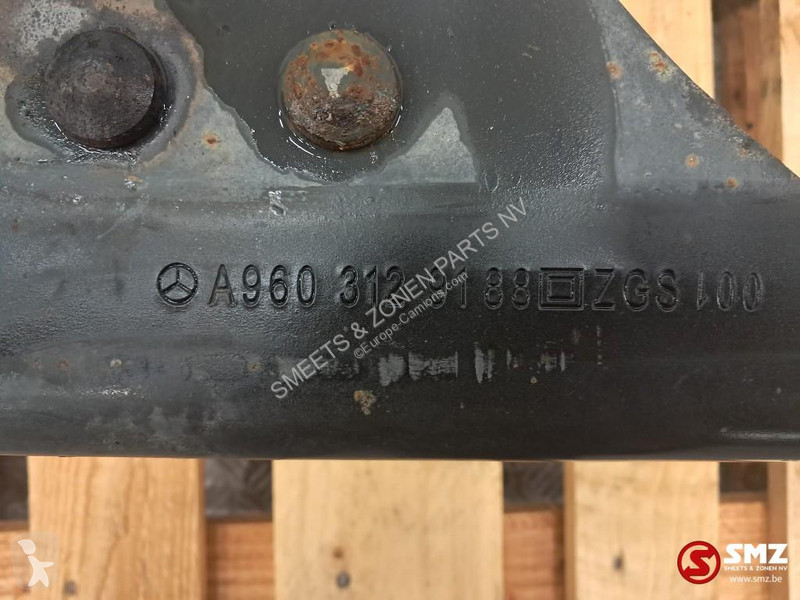 Equipamientos   Occ einddwarsbalk Mercedes