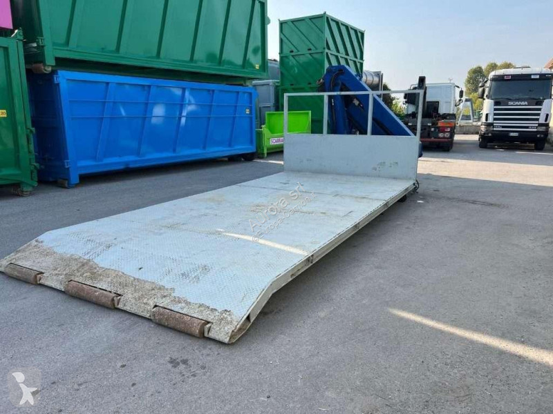 Оборудване за камиони  SCARRABILE USATO SENZA...