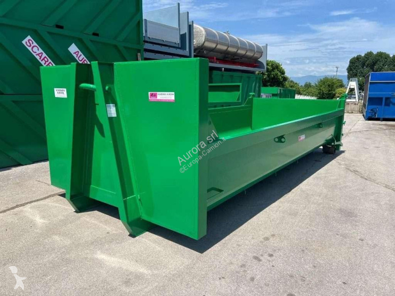 SCARRABILE NUOVO A CIELO APERTO Truck equipments