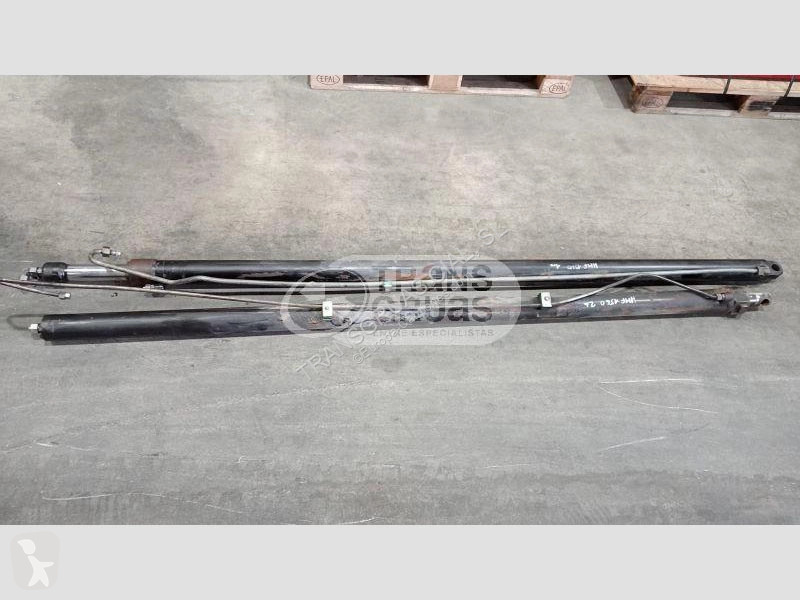 Jeřáb HMF Grúa HMF 1563 K2 solo para recambios