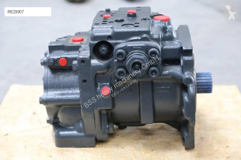 Uitrusting voor vrachtwagens Komatsu Pumpe für...