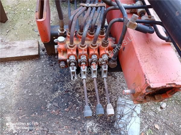 Equipamentos pesados Valman Grua Brazo  7070-AW...