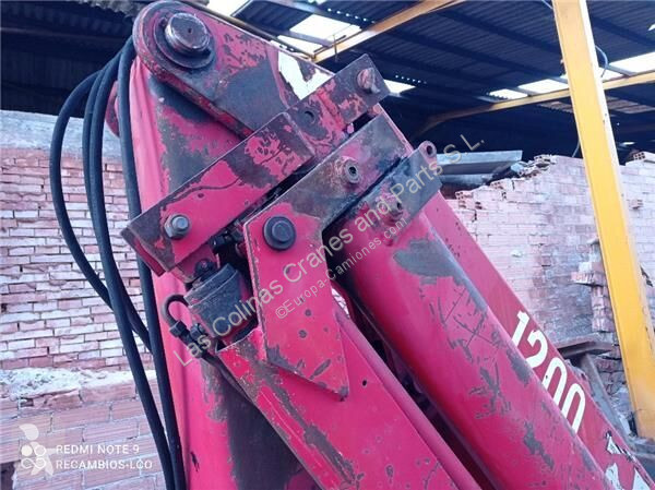 Uitrusting voor vrachtwagens HMF Grua Brazo HMF...