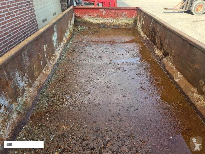 Uitrusting voor vrachtwagens  Haakarm container